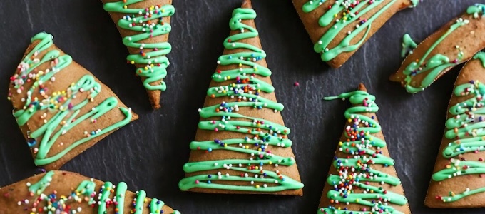 Gingerbread Christmas Tree Cookies