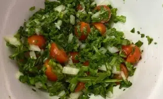This Grain-Free Tabbouleh Salad Recipe is gluten-free