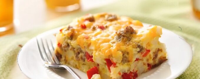 Cheesy breakfast casserole with sausage