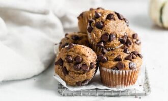 Peanut Butter-Banana Protein Muffins