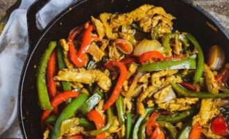 Seitan Skillet with Peppers and Onions Image
