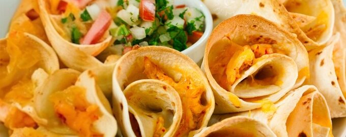 This Blooming Quesadilla Rings are the perfect