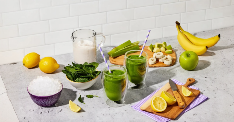 Green Glow Detox Smoothie