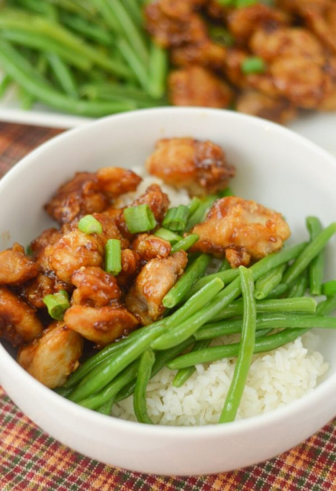 Easy air fryer dinner ideas including chicken, salmon, vegetables, and family meals